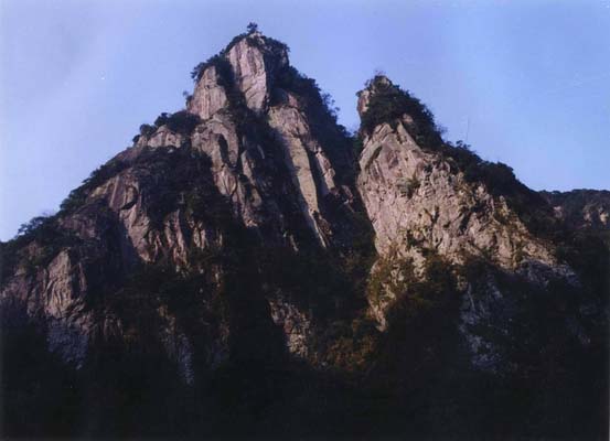 �����½���ɽ���������