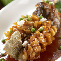 �������