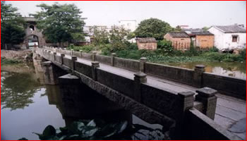 ���޽�����