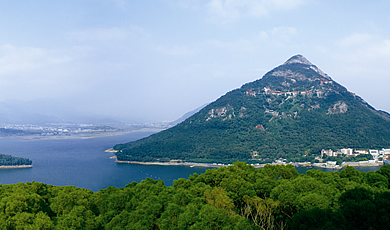 ����ʯ��ɽ