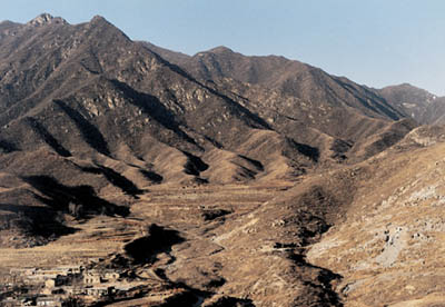 ��ɽ������ַ