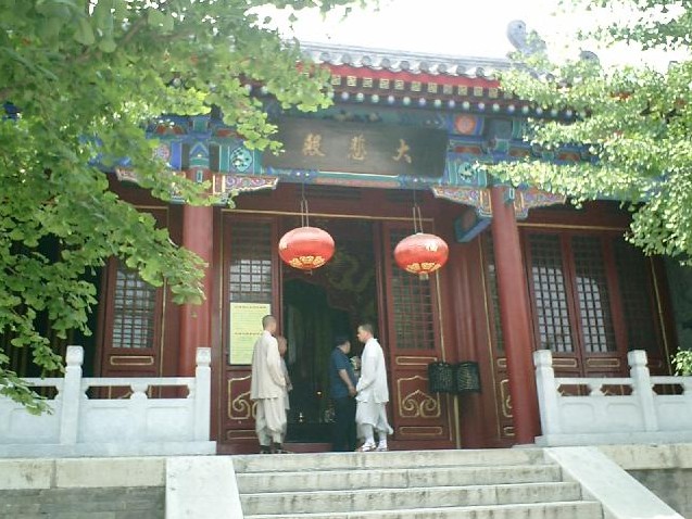 ��ɽ�ƾ���