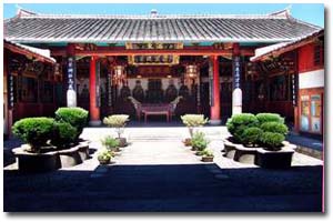 ����������