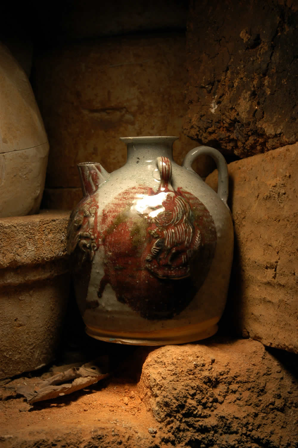 ͭ������