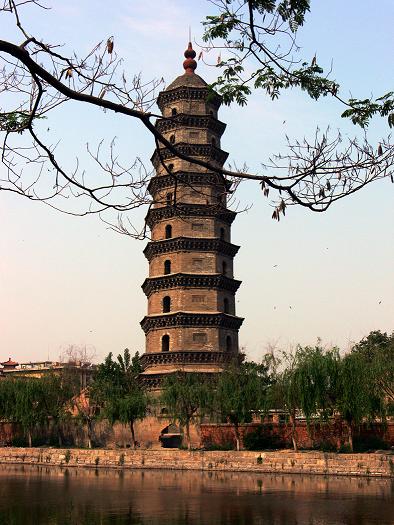 ɽ�������Ǻ���԰